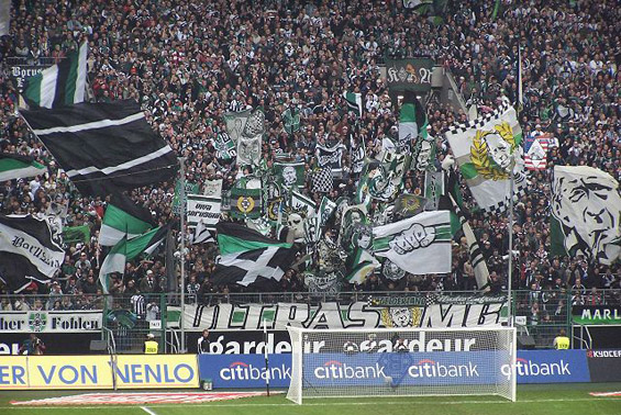 Borussia Mönchengladbach vs TSV Alemannia Aachen (0-0) (2)
