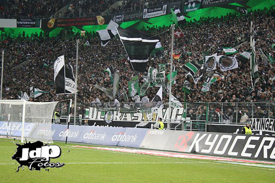 Borussia Mönchengladbach vs Offenbacher FC Kickers (3-0) (2)