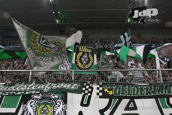 Borussia Mönchengladbach vs Offenbacher FC Kickers (3-0) (4)