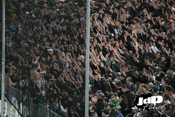 Borussia Mönchengladbach vs Offenbacher FC Kickers (3-0) (6)