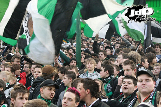 Borussia Mönchengladbach vs FC Erzgebirge Aue (2-0) (2)