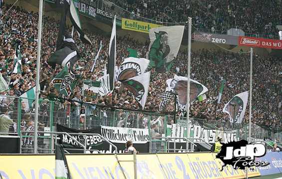 Borussia Mönchengladbach vs TSV Alemannia Aachen (2-1) (2)