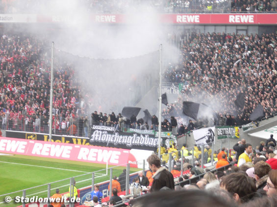 1. FC Köln vs Borussia Mönchengladbach (2-4) (9)