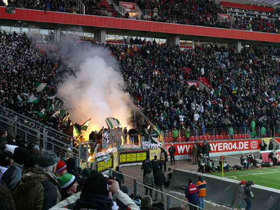 Bayer 04 Leverkusen vs Borussia Mönchengladbach (3-2) (9)