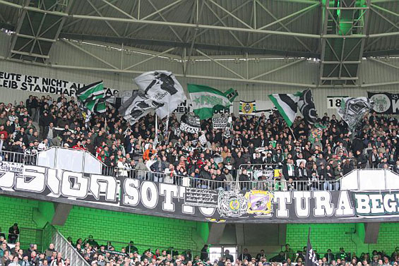 Borussia Mönchengladbach vs VfL Wolfsburg (0-4) (6)