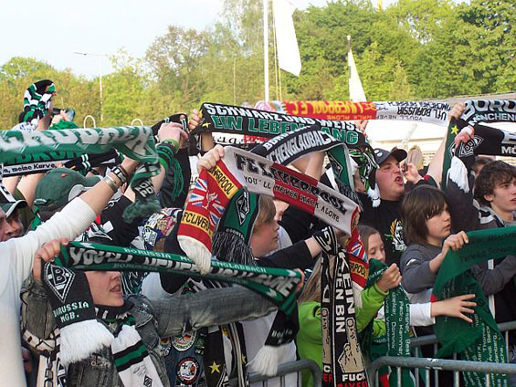 Borussia Mönchengladbach vs Bayer 04 Leverkusen (1-1) (1)