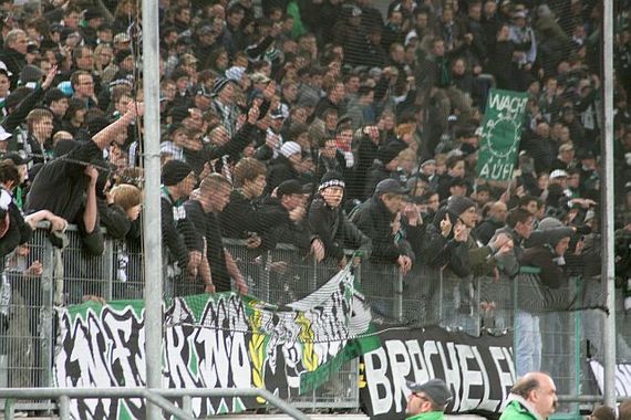 Borussia Mönchengladbach vs VfB Stuttgart (3-2) (2)