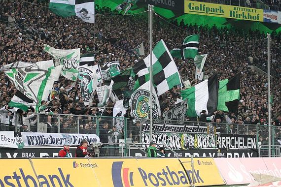 Borussia Mönchengladbach vs VfB Stuttgart (3-2) (14)