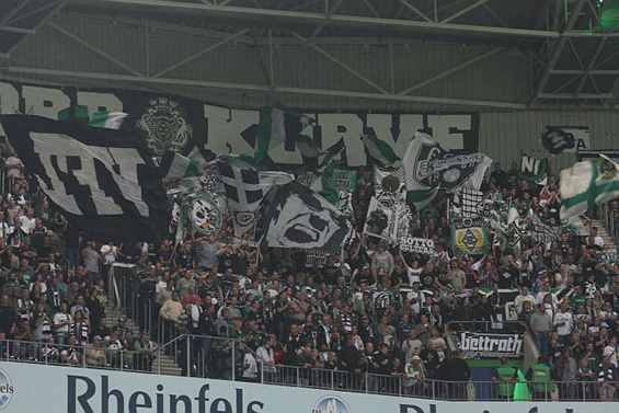Borussia Mönchengladbach vs FC St. Pauli (1-2) (8)