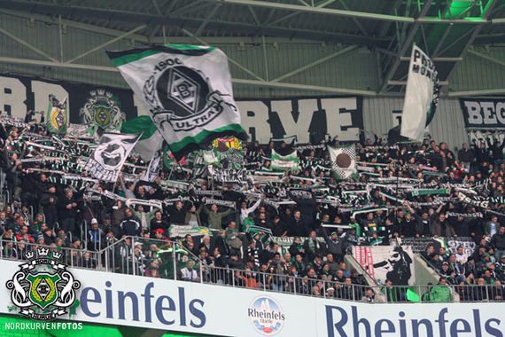 Borussia Mönchengladbach vs FC Bayern München (3-1) (17)