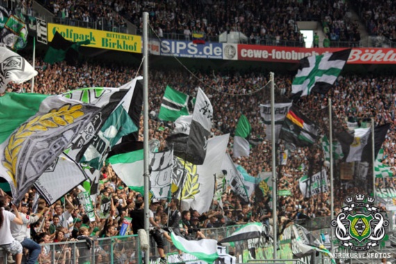 Borussia Mönchengladbach vs FC Augsburg (0-0) (7)