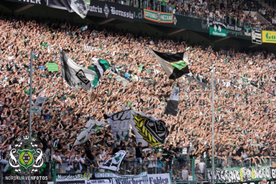 Borussia Mönchengladbach vs FC Augsburg (0-0) (17)