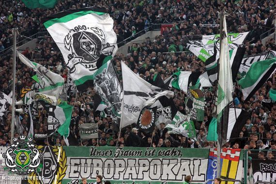 Borussia Mönchengladbach vs Fenerbahce Istanbul (2-4) (5)