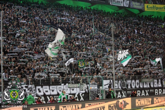 Borussia Mönchengladbach vs Olympique Marseille (2-0) (8)