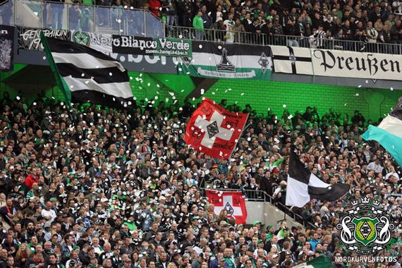 Borussia Mönchengladbach vs FC Augsburg (1-0) (4)