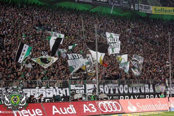 Borussia Mönchengladbach vs FC Augsburg (1-0) (5)