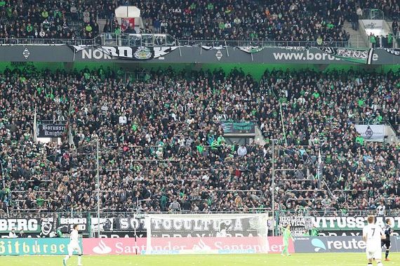 Borussia Mönchengladbach vs SC Paderborn (2-0) (10)