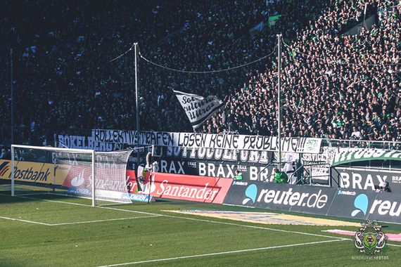 Borussia Mönchengladbach vs SC Paderborn (2-0) (29)