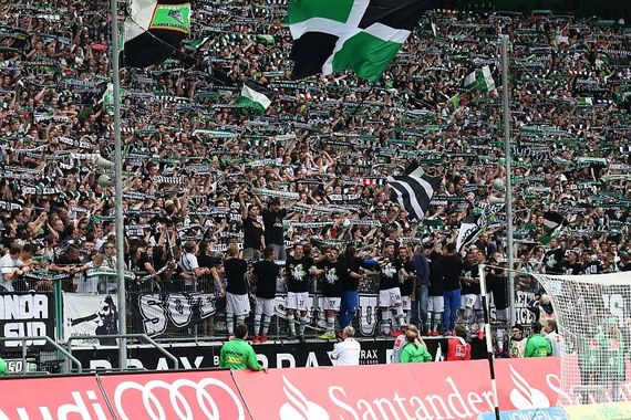 Borussia Mönchengladbach vs FC Augsburg (1-3) (2)