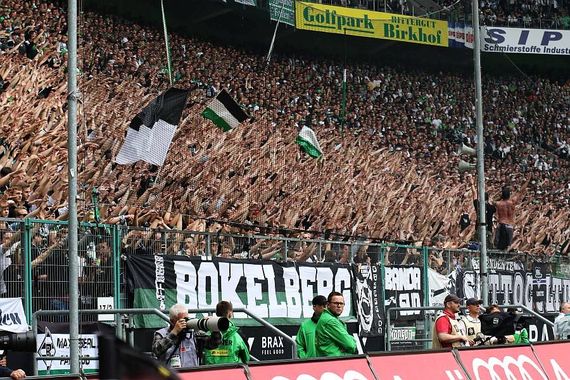 Borussia Mönchengladbach vs FC Augsburg (1-3) (10)