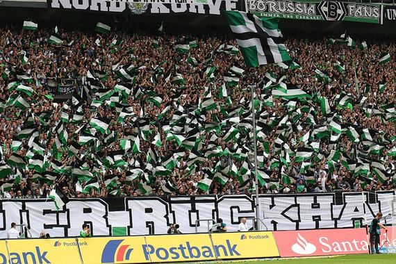 Borussia Mönchengladbach vs FC Augsburg (1-3) (18)