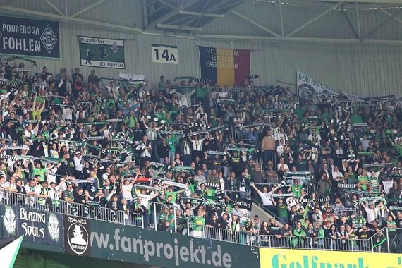 Borussia Mönchengladbach vs FC Augsburg (1-3) (32)