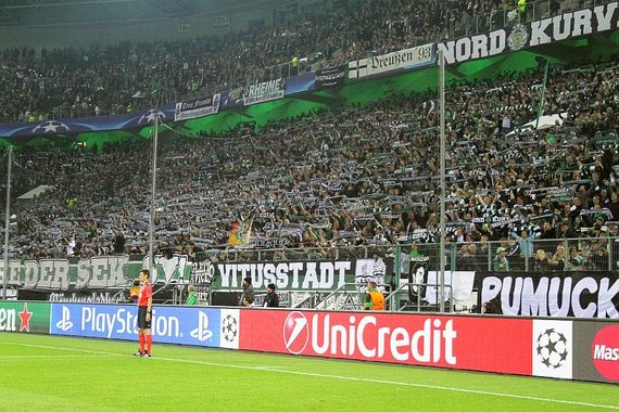 Borussia Mönchengladbach vs Manchester City (1-2) (19)