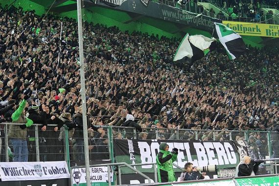 Borussia Mönchengladbach vs VfB Stuttgart (4-0) (4)