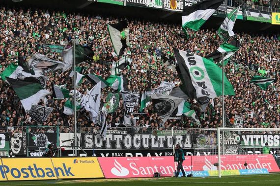 Borussia Mönchengladbach vs Eintracht Frankfurt (3-0) (10)