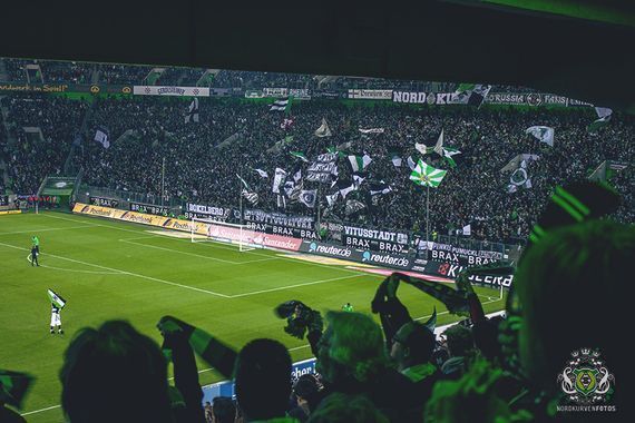 Borussia Mönchengladbach vs FC Augsburg (4-2) (6)