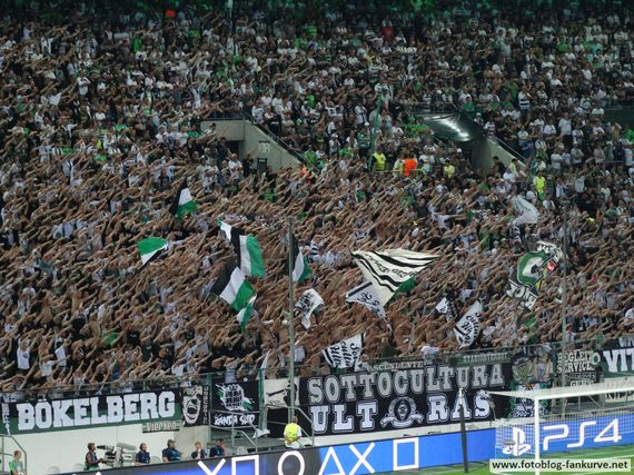 Borussia Mönchengladbach vs Young Boys Bern (6-1) (11)