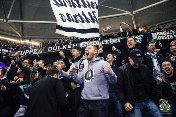 FC Schalke 04 vs Borussia Mönchengladbach (1-1) (19)