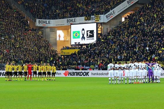 Borussia Dortmund vs Borussia Mönchengladbach (4-1) (1)