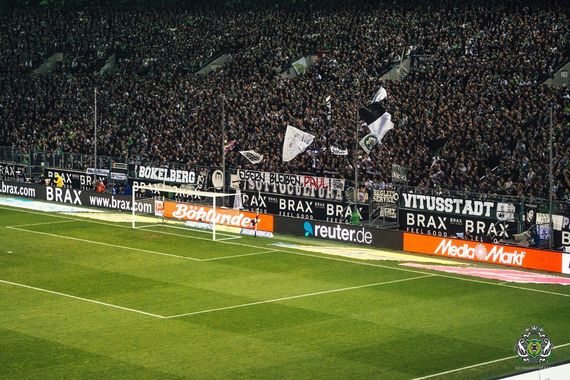 Borussia Mönchengladbach vs FC Schalke 04 (4-2) (13)