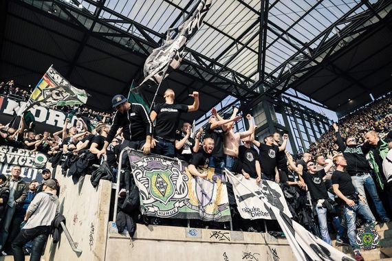 1. FC Köln vs Borussia Mönchengladbach (2-3) (49)