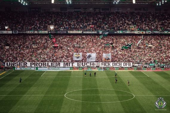 Borussia Mönchengladbach vs 1. FC Köln (1-0) (18)