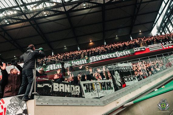 1. FC Köln vs Borussia Mönchengladbach (2-1) (25)