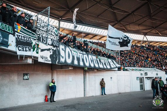 Hannover 96 vs Borussia Mönchengladbach (0-1) (14)