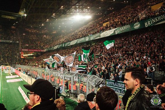 Borussia Dortmund vs Borussia Mönchengladbach (6-1) (43)