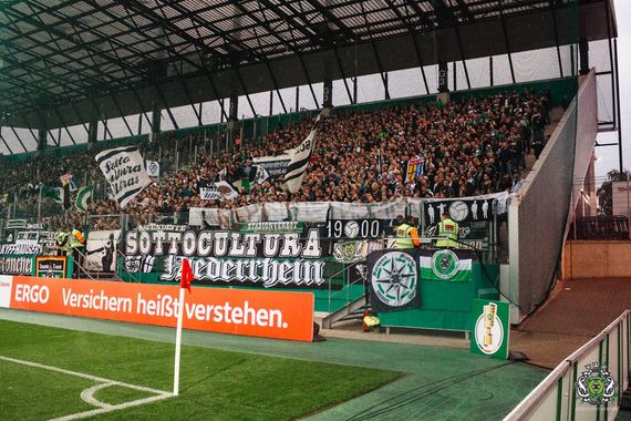 Rot-Weiss Essen vs Borussia Mönchengladbach (1-2) (34)