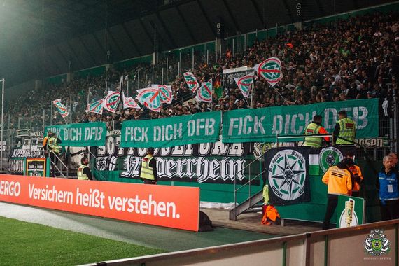 Rot-Weiss Essen vs Borussia Mönchengladbach (1-2) (47)