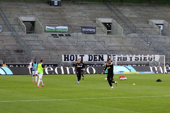 Borussia Mönchengladbach vs 1. FC Köln (2-1) (2)