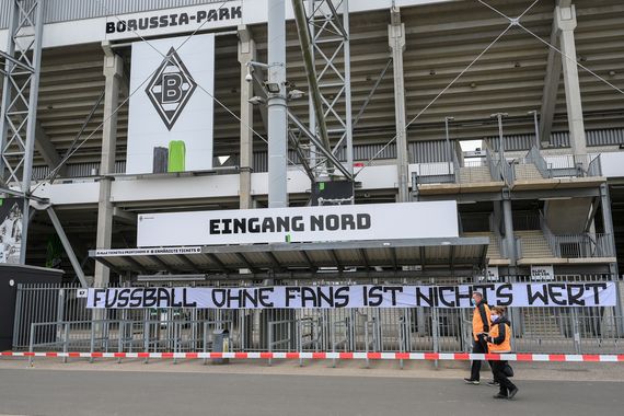 Borussia Mönchengladbach vs Bayer 04 Leverkusen (1-3) (15)