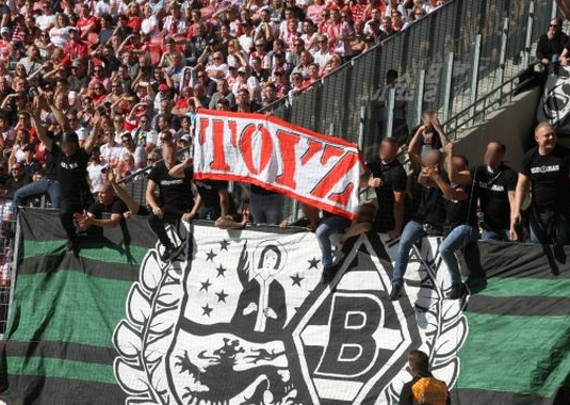 1. FC Köln vs Borussia Mönchengladbach (0-1)