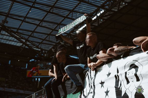 1. FC Köln vs Borussia Mönchengladbach (0-1) (56)