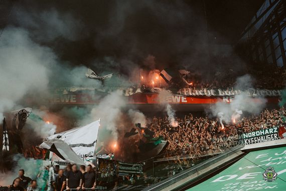1. FC Köln vs Borussia Mönchengladbach (0-1) (61)