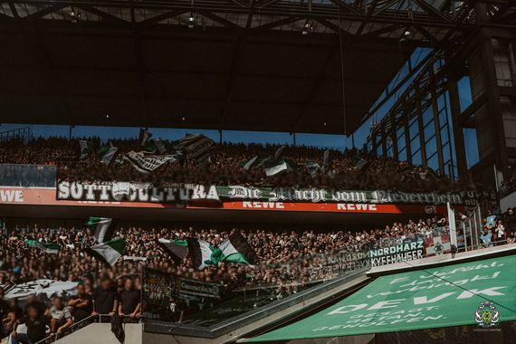 1. FC Köln vs Borussia Mönchengladbach (0-1) (64)