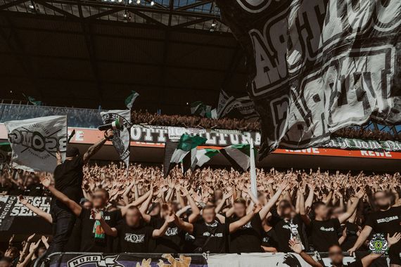 1. FC Köln vs Borussia Mönchengladbach (0-1) (67)