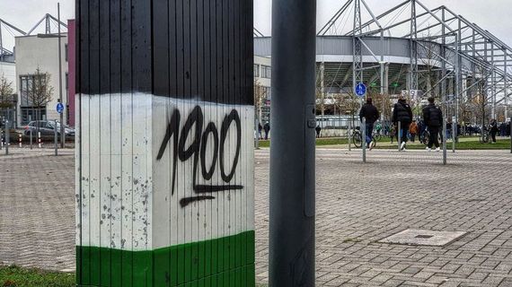 Borussia Mönchengladbach vs SpVgg Fürth (4-0) (3)