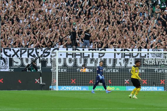 Borussia Mönchengladbach vs Borussia Dortmund (1-0) (5)
